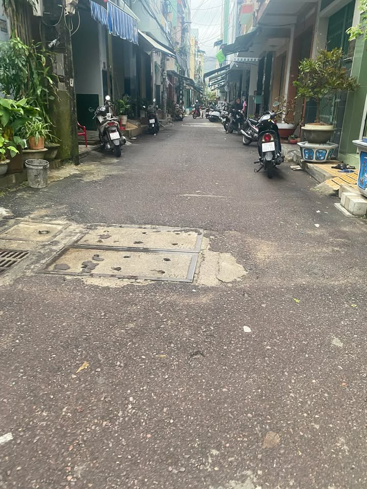 Nhà góc đường Nguyễn Văn Cừ, Quy Nhơn 62m² giá 5 tỷ - Đầu tư sinh lời!