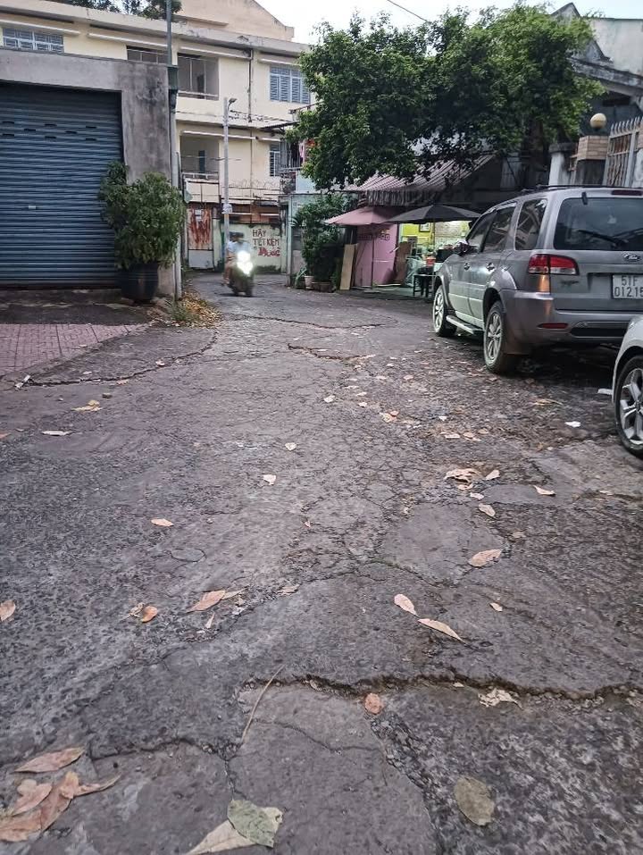 Nhà đẹp Thủ Đức 47.2m² giá 4.2 tỷ - Vị trí đắc địa gần Vincom!