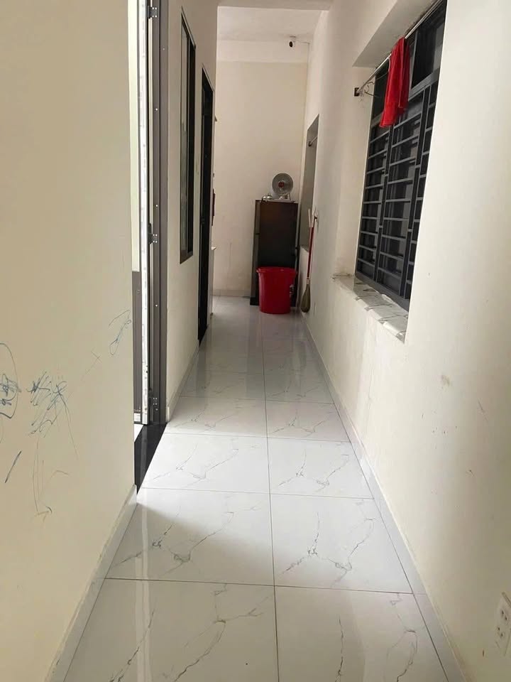 Nhà cho thuê 2,5 tầng Cù Chính Lan, Thanh Khê 50m² giá chỉ 7.5 triệu