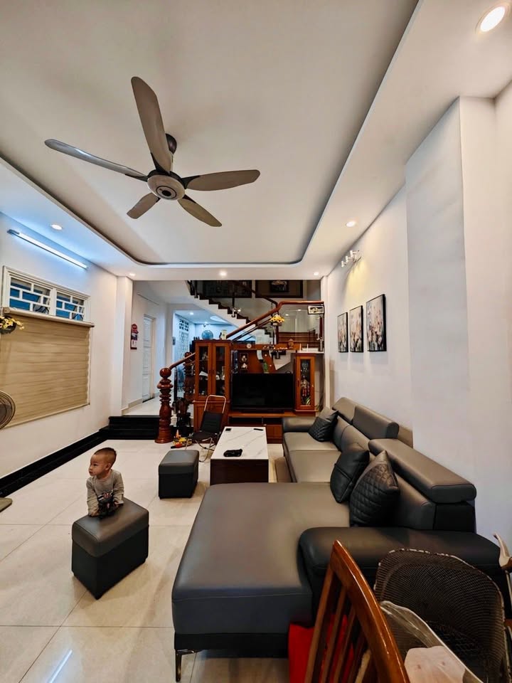 Nhà mặt tiền Dũng Sĩ Thanh Khê, Đà Nẵng 85m² giá 7 tỷ - Kinh doanh đắc địa ngay biển!