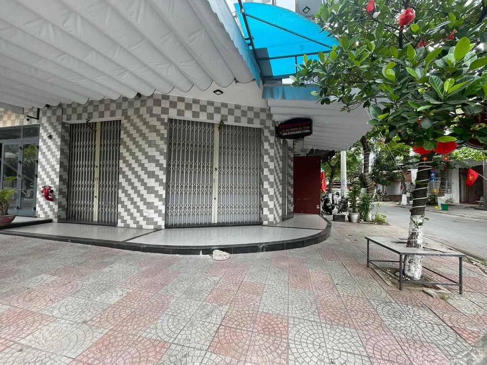 Cho thuê FrontHouse 2 tầng Hòa Cường 150m² giá 25 triệu - Vỉa hè rộng, phù hợp cafe!