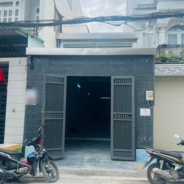 Cho thuê nhà mặt tiền đường Thạnh Xuân 38, Q12, 80m² - Tiện kinh doanh online!