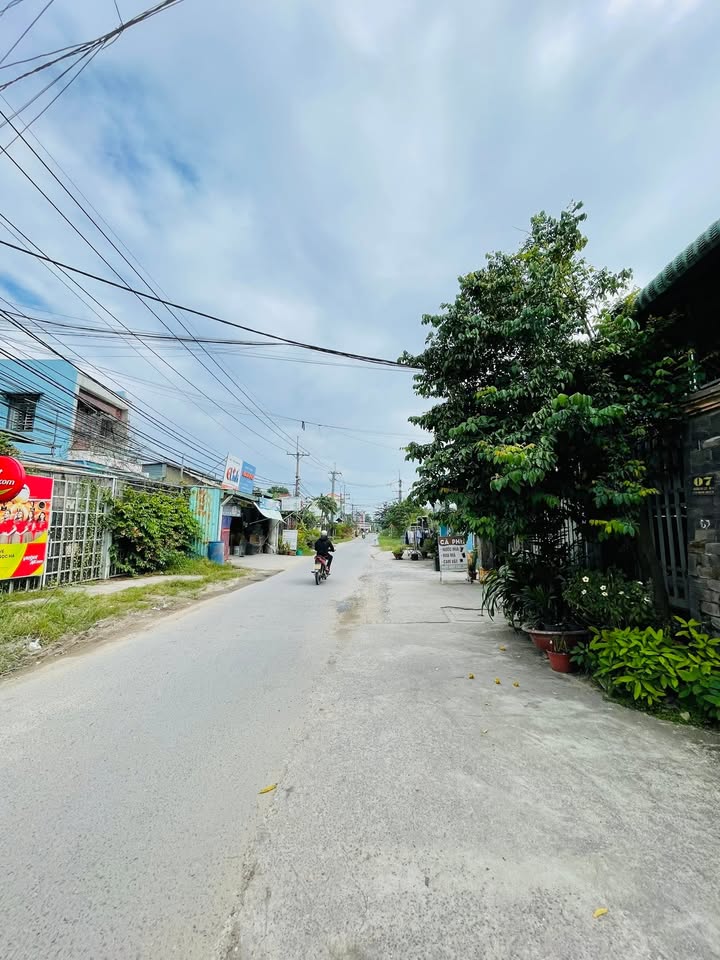 Đất thổ cư đường Lê Thị Bay, Tân Thạnh Đông, Củ Chi 270m² - Vị trí đẹp, kinh doanh sầm uất!