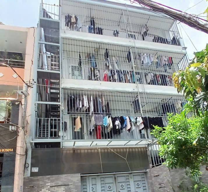 Tòa nhà CHDV Lê Quang Định 210m² giá 32 tỷ - Thu nhập ổn định 150 triệu/tháng!