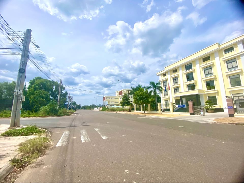 Đất nền Bắc Xuân An 100m² giá 3.2 tỷ - Vị trí đẹp đầu tư ngay!