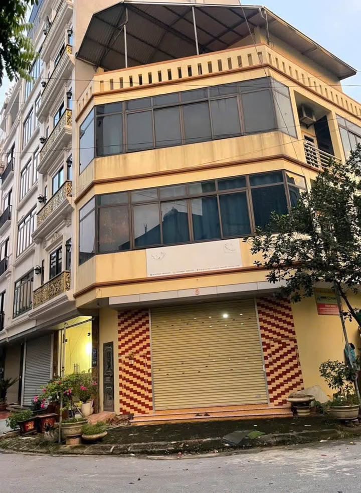 Nhà Dương Nội 50m² giá 16 tỷ - Lô góc, vị trí đẹp, sổ đỏ chính chủ!