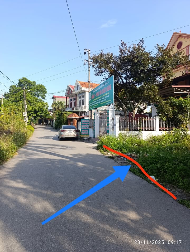 Đất đấu giá cũ Bích Động Việt Yên 175m² giá 3 tỷ - Mặt hồ điều hòa, vị trí đắc địa!