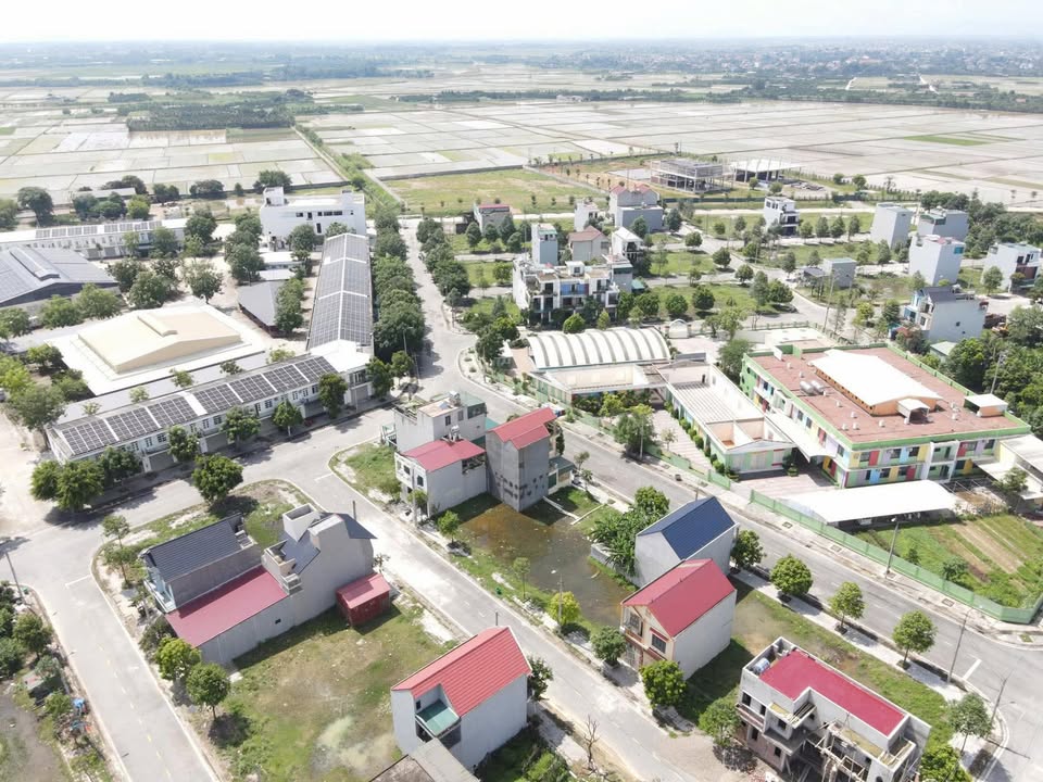 Đất nền Khu Đô Thị Ngôi Sao - Thị Trấn Thọ Xuân 96m² giá 1.55 tỷ - Cơ hội đầu tư tuyệt vời!