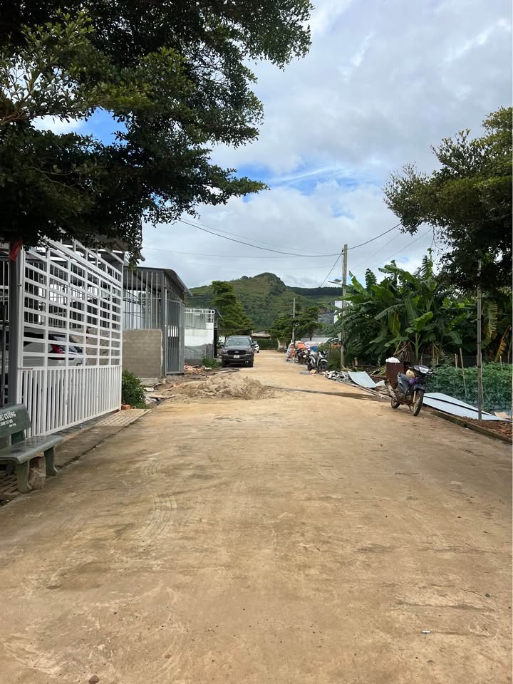 Đất nền đẹp tại Cư xá Liên Hiệp, Đức Trọng, 120m² giá 1.12 tỷ - Đầu tư sinh lời hấp dẫn!