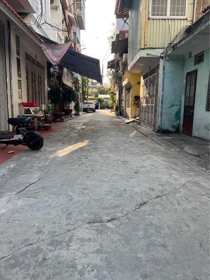 Đất nền Trại Chuối, Hồng Bàng 68m² giá 3.2 tỷ - Vị trí đẹp, ô tô tránh