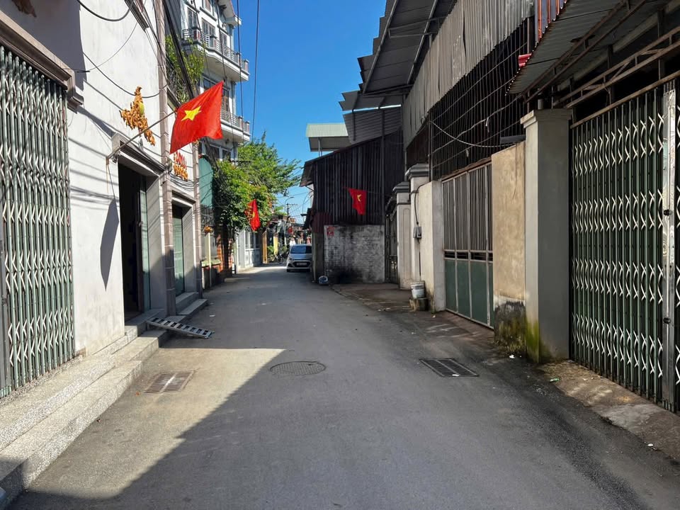 Bán đất lô góc Kim Thiều 40m² giá chỉ 2 tỷ - Cơ hội đầu tư hấp dẫn!