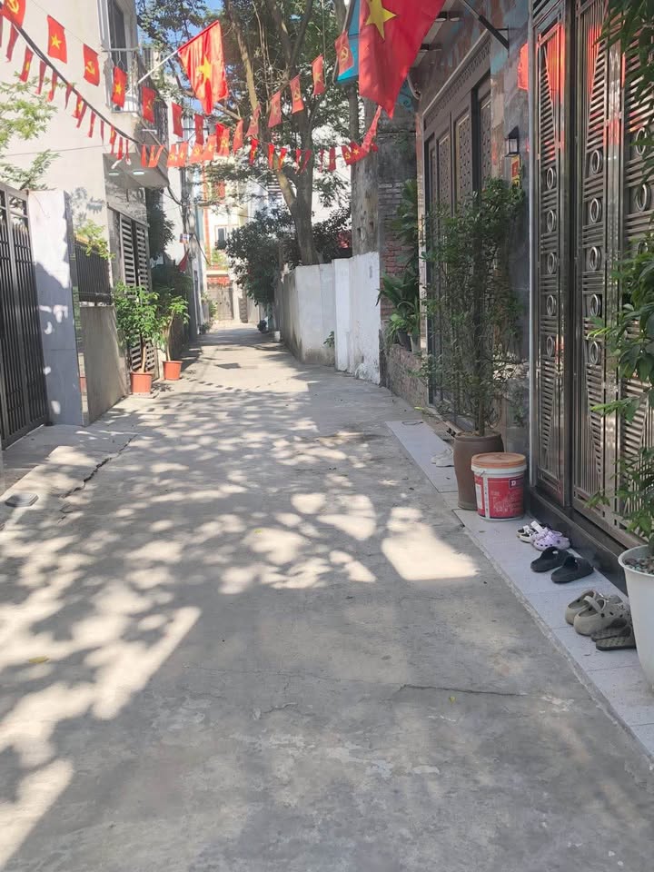 Đất Phúc Lợi, Long Biên 32m² giá 5 tỷ - Ô tô đỗ cửa, đầu tư sinh lời!