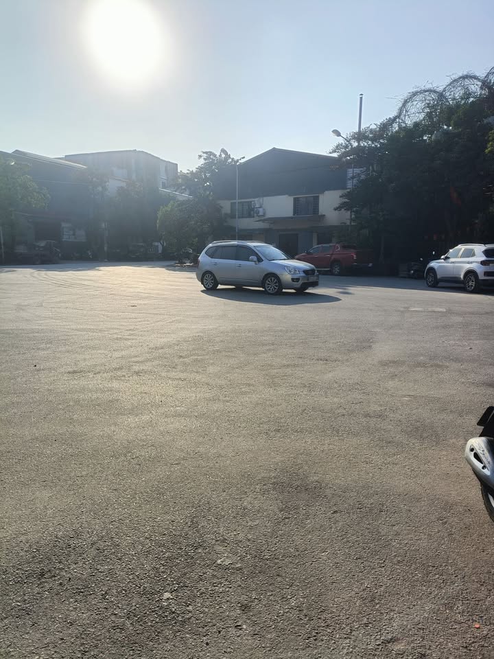 Mặt tiền kinh doanh Bát Tràng 190m² giá 10 tỷ - Cơ hội vàng cho nhà đầu tư!