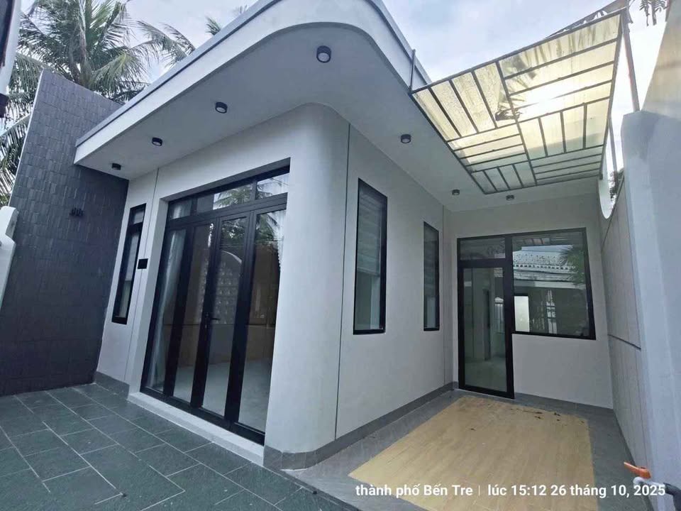 Nhà mới Phú Khương 104m² giá 1.29 tỷ - Sang trọng và hiện đại!