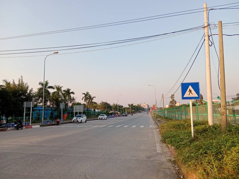 Đất nền Kim Chung 50m² giá 4 tỷ - Ô tô tránh nhau thoải mái!