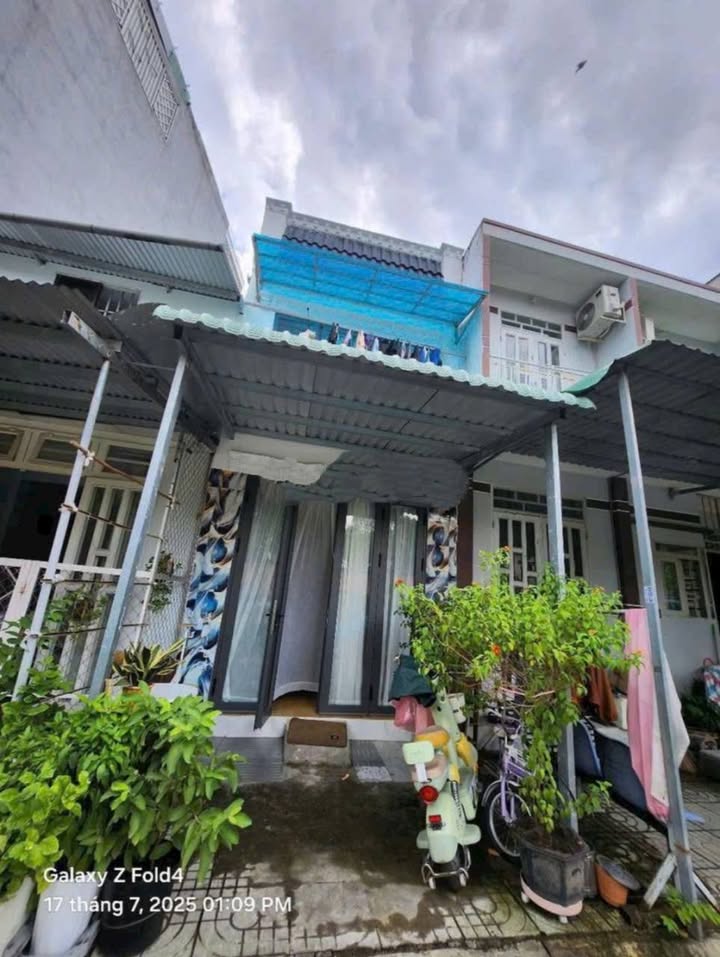 Nhà riêng quận 12 Trung Mỹ Tây 21m² giá 2.3 tỷ - Sổ hồng riêng, chính chủ!