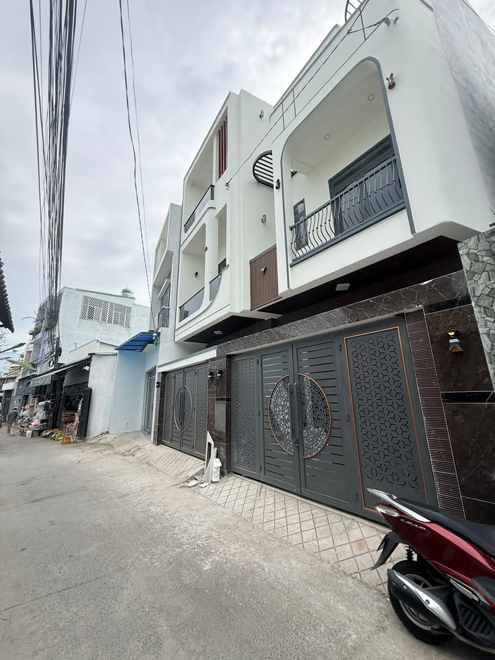 Nhà 1 trệt 2 lầu tại phường Thống Nhất, Biên Hòa 63m² giá 4.9 tỷ - Nhà mới full nội thất!