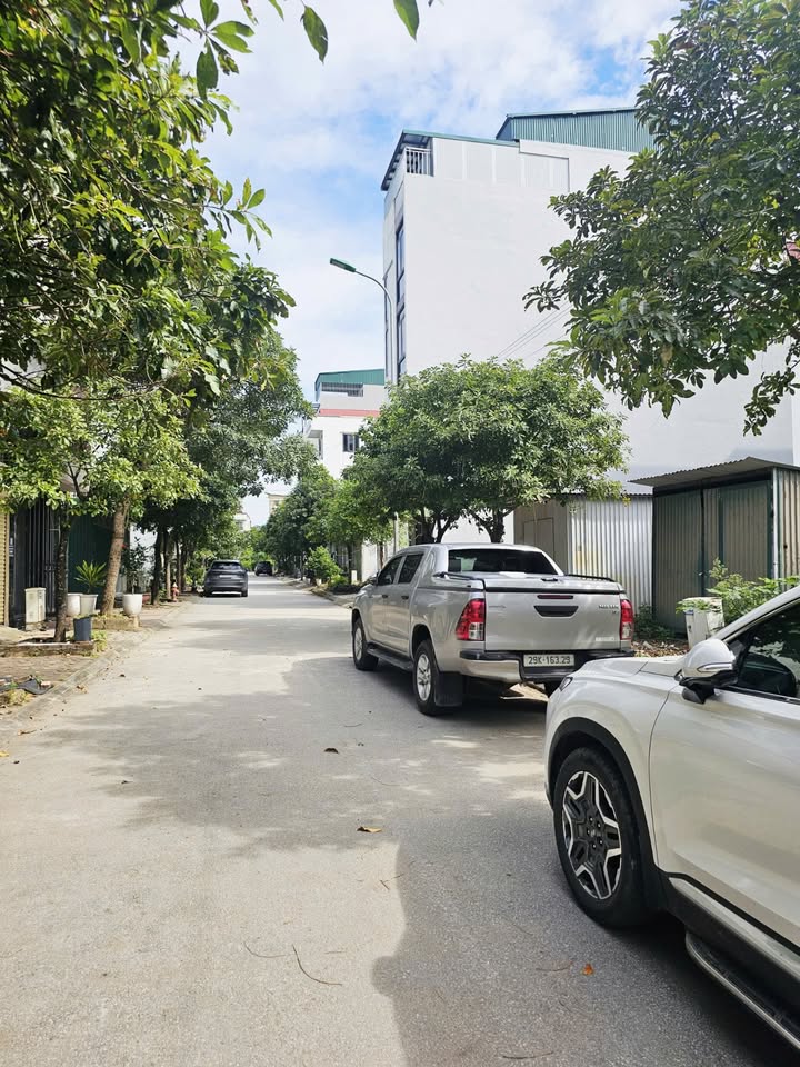 Đất nền Trâu Quỳ, Gia Lâm 37m² giá 7 tỷ - Kinh doanh tốt, gần công viên 19ha!