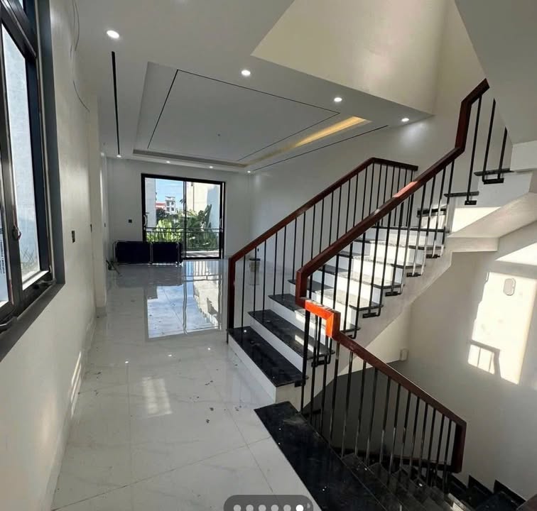 Nhà cho thuê 4 tầng tại Đại Phúc, Bắc Ninh - Có thang máy, giá thỏa thuận!