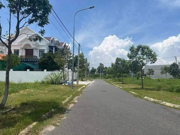 Bán gấp 2 lô biệt thự liền kề Barimex Long Tâm - Bà Rịa, chỉ 3.45 tỷ/lô!