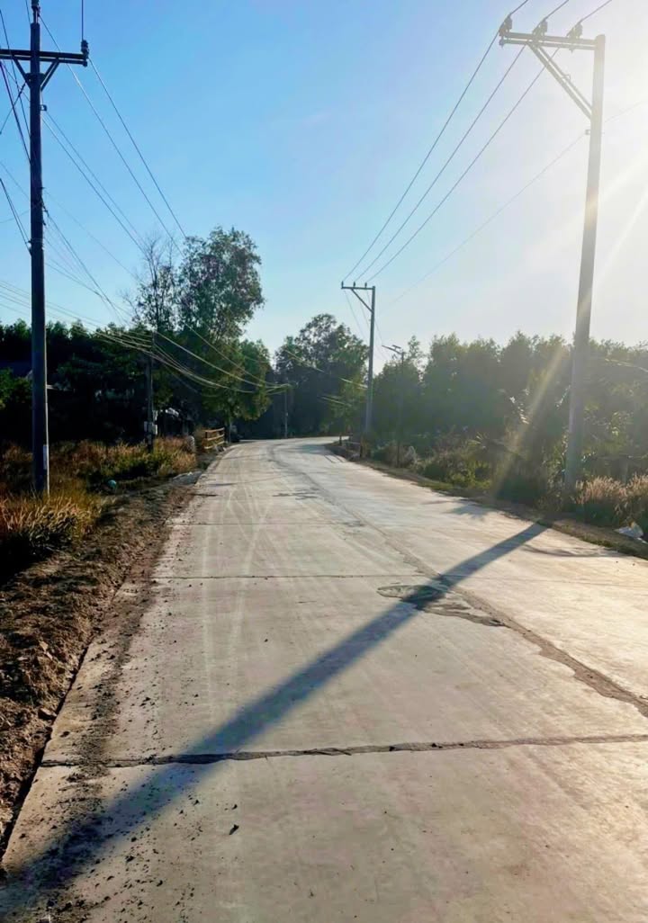 Đất nền Tân Xuân Hàm Tân 300m² giá 600 triệu - Sổ hồng riêng, đường rộng rãi!