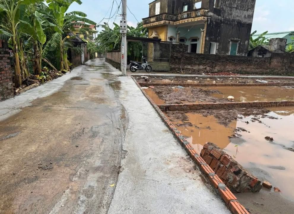 Đất đẹp tại Thôn Hữu Ái, Xã Song Giang, 100m² chỉ 1.4 tỷ - Đầu tư sinh lời tiềm năng!