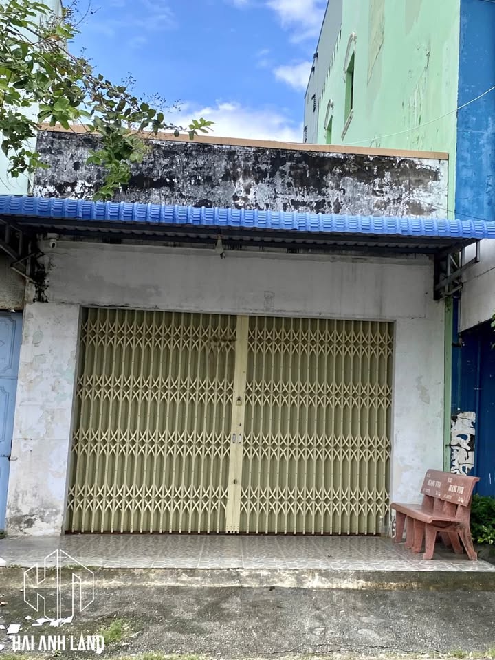 Cho thuê nhà nguyên căn mặt tiền đường Phạm Hùng, Rạch Giá, 125m² - Vị trí đắc địa cho kinh doanh!