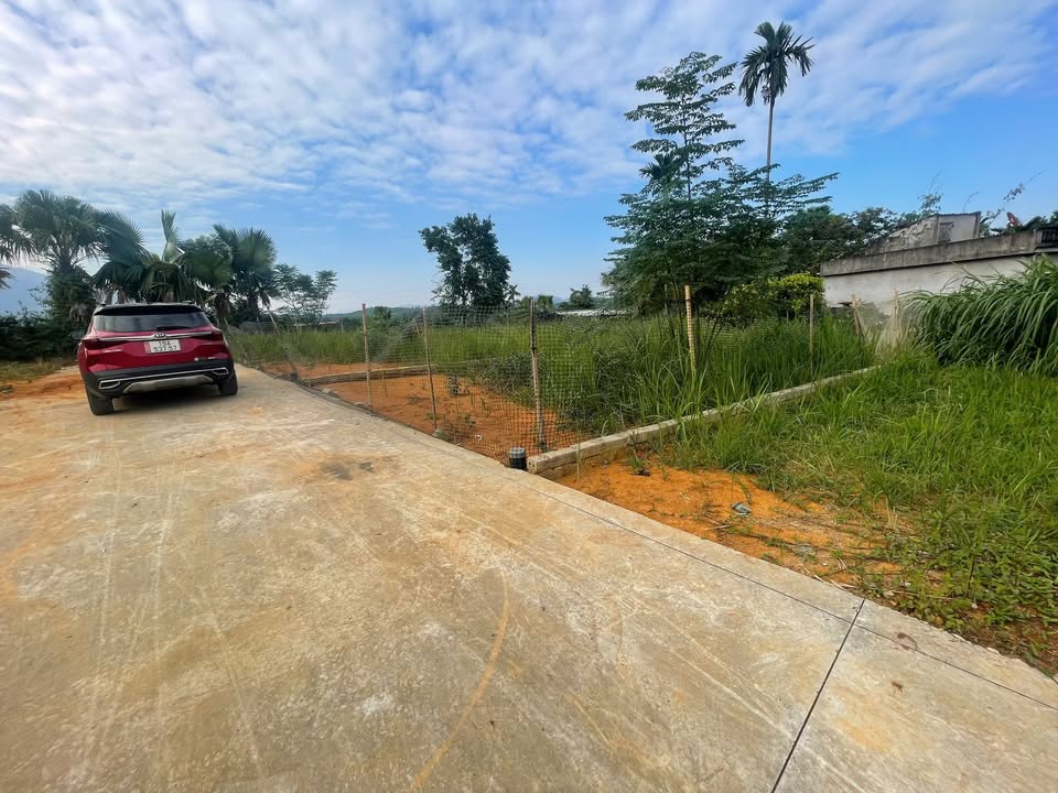 Đất đẹp Tứ Vũ Thanh Thủy 110m² giá 300 triệu - Cơ hội đầu tư sinh lời!