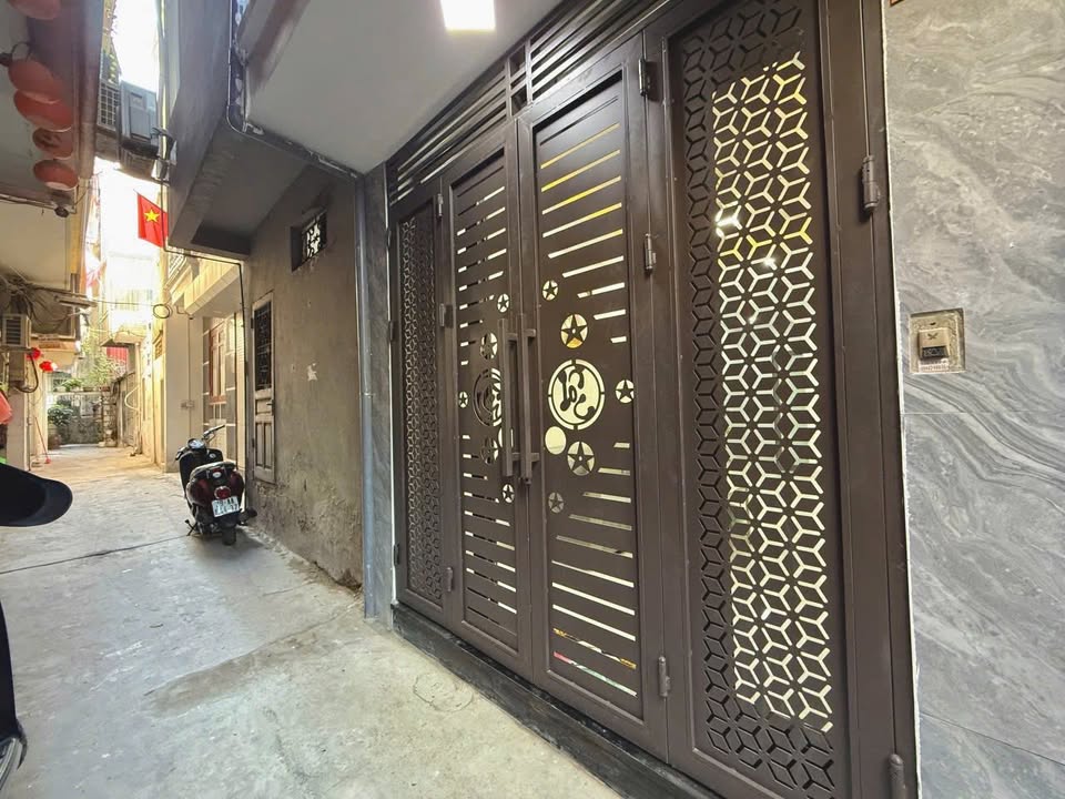 Nhà phố Tân Mai Hoàng Mai 25m² giá 5.3 tỷ - Sổ đỏ chính chủ