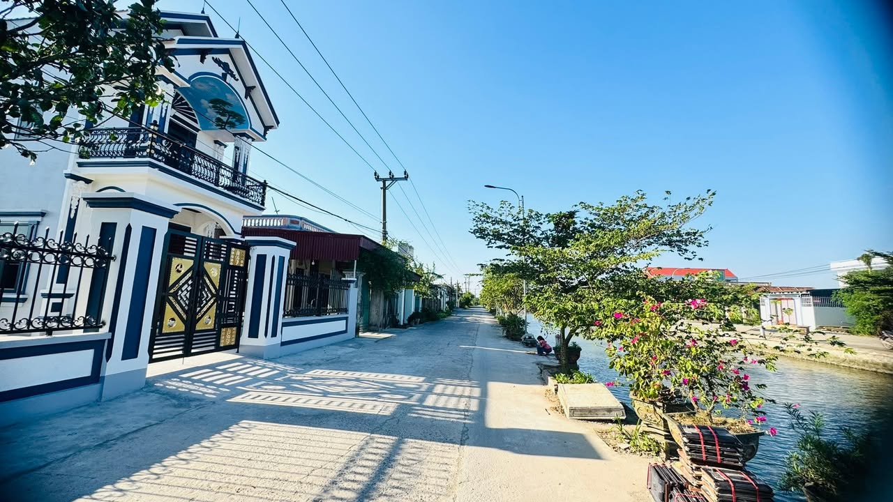 Đất mặt kênh Kim Trung 200m² giá thỏa thuận - Đầu tư sinh lời cao!