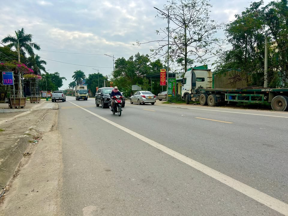 Đất nền kinh doanh Phường Đông Sơn, 300m² giá 6 tỷ - Tiềm năng phát triển mạnh mẽ!