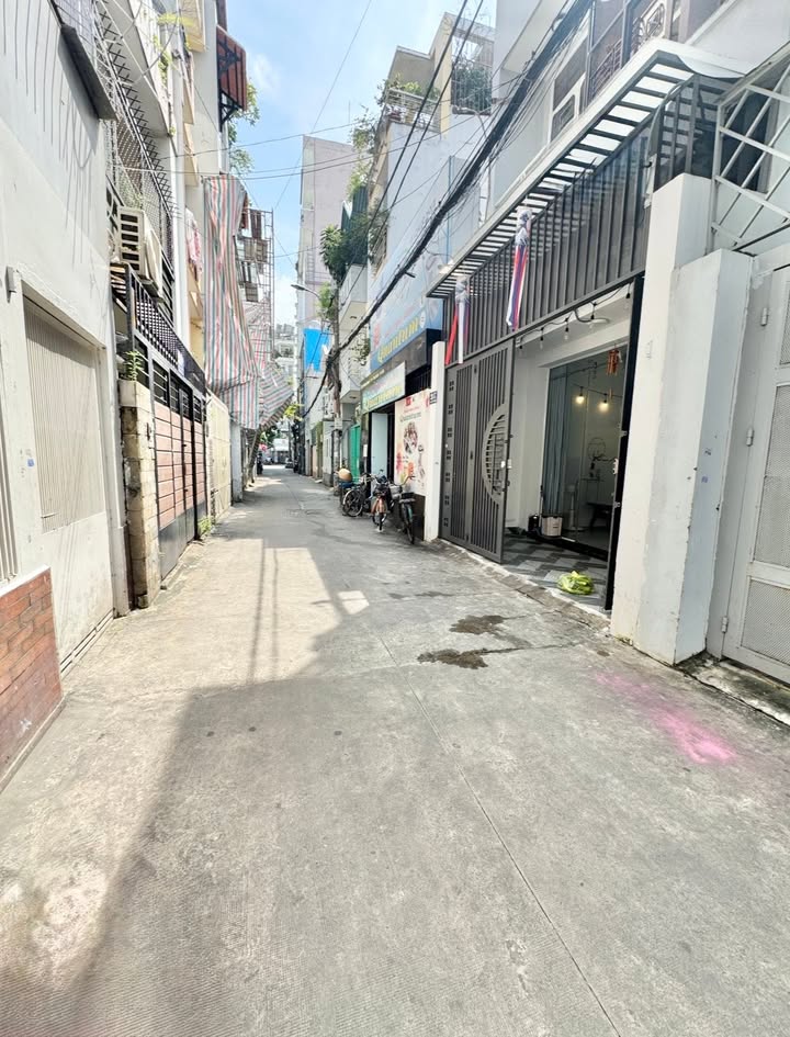 Nhà 4 Tầng Hẻm Xe Hơi Tô Hiến Thành 50m² giá 11 tỷ - Gần Trung Tâm