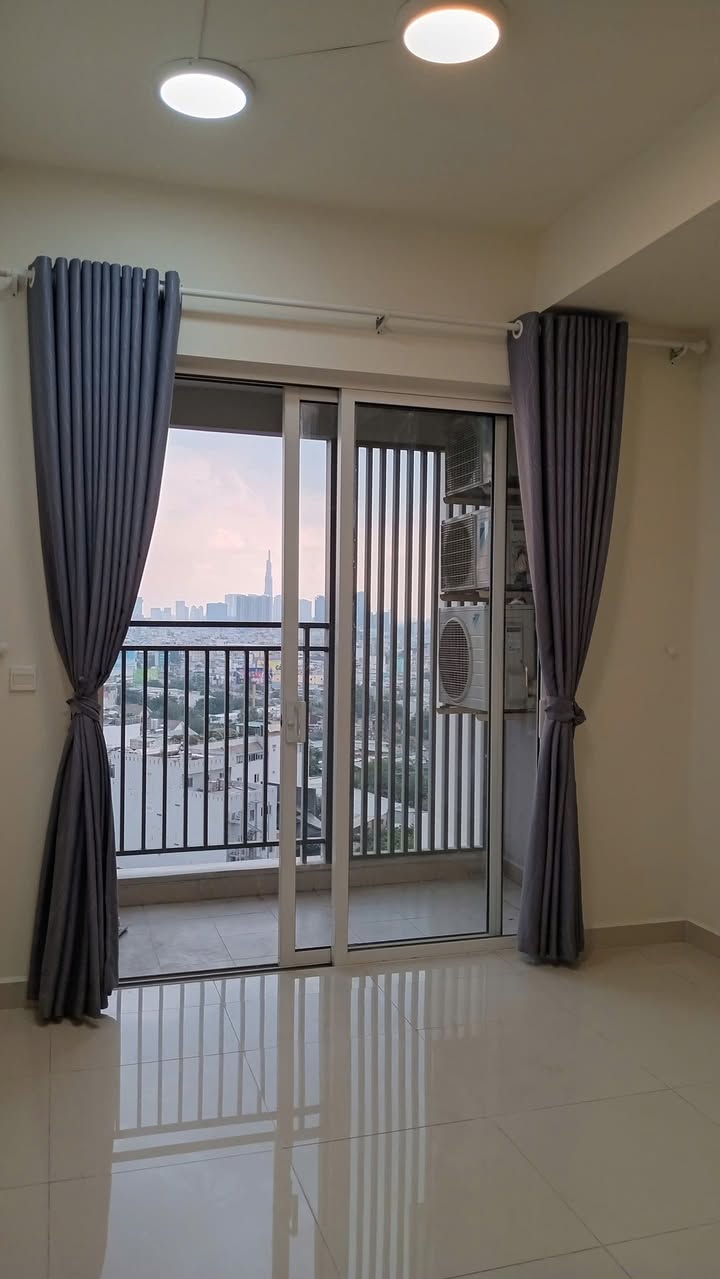 Cho thuê văn phòng Officetel Sunrise CityView 66m² giá 16 triệu - Mặt tiền Nguyễn Hữu Thọ!