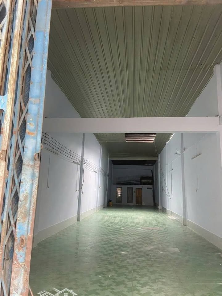 Nhà mặt tiền cho thuê tại Phan Sào Nam, Tân Bình - Diện tích 141m², chỉ 25 triệu/tháng!