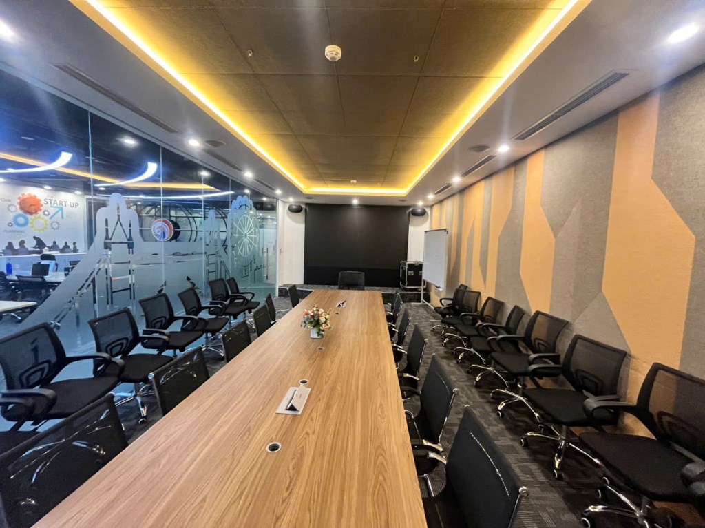 Sàn văn phòng 860m² tại Việt Đức Complex, Thanh Xuân giá chỉ 200 triệu - Cơ hội không thể bỏ lỡ!