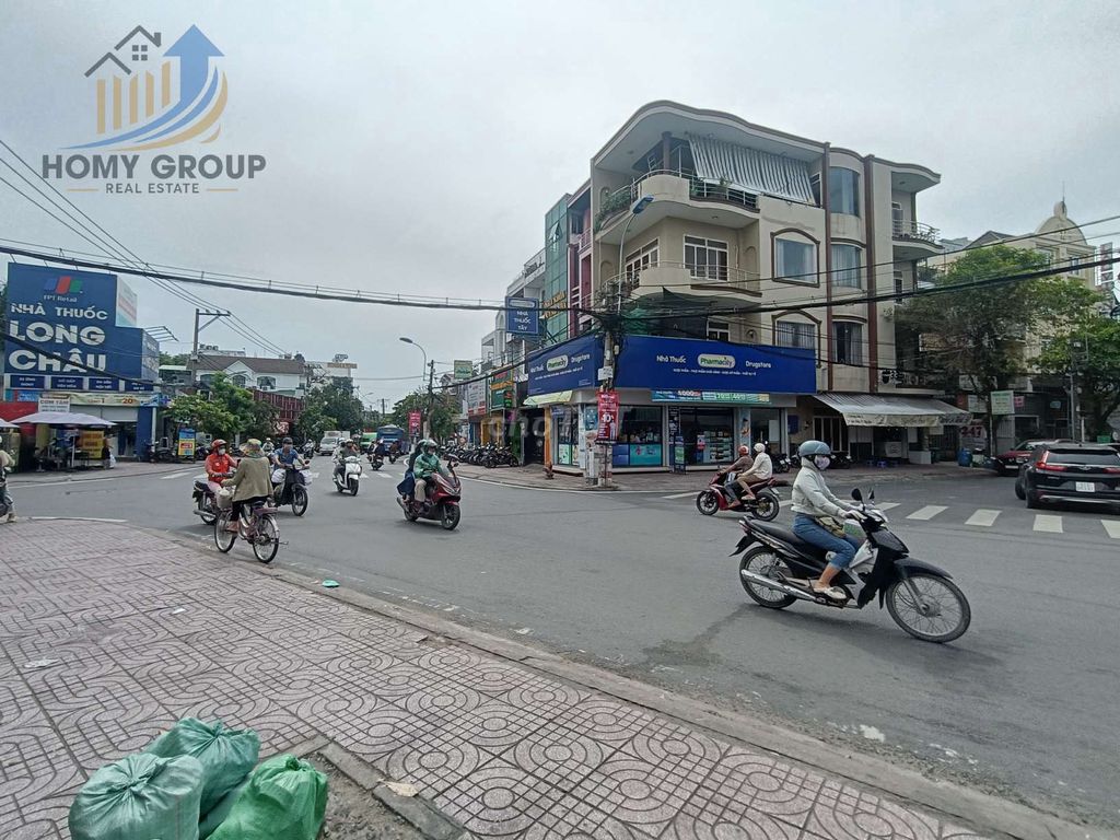 Nhà cho thuê mặt tiền Hoàng Diệu 2, Thủ Đức 245m² - Cơ hội kinh doanh tuyệt vời!