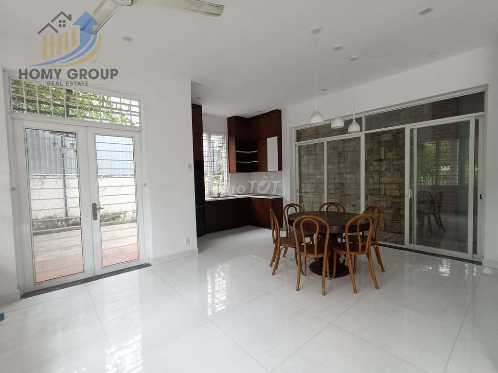 Biệt thự vườn 255m², sau Gigamal, khu Bên Sông - Giá thuê chỉ 32 triệu!