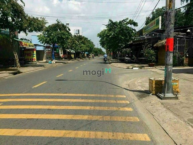 Đất mặt tiền Tân Xuân, Hóc Môn 195m² giá 8.2 tỷ - Vị trí kinh doanh sầm uất!