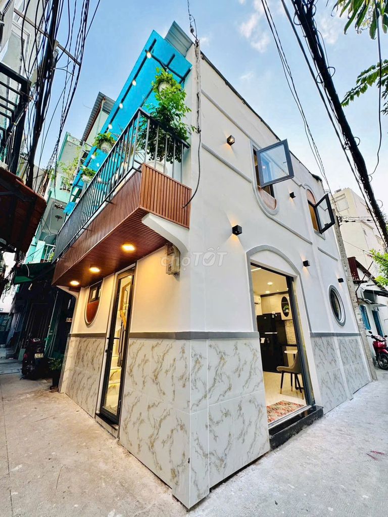 Nhà 2 mặt hẻm Phan Xích Long 27.3m² giá 15 triệu - Full nội thất mới đẹp!