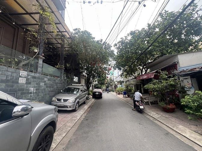 Nhà Mặt Tiền Đường 62 Thảo Điền 160m² giá 19.5 tỷ - Kinh doanh tuyệt vời!