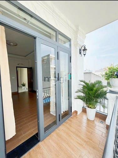 Nhà mặt tiền hẻm Lâm Văn Bền, Quận 7 - 104m² giá 8.9 tỷ - Thiết kế hiện đại, sẵn sàng ở ngay!