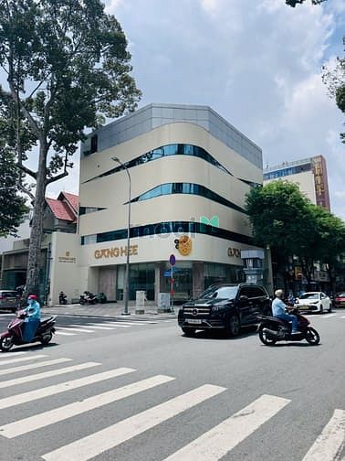 Cho thuê nhà góc 2 mặt tiền 101 Sương Nguyệt Ánh, Quận 1, diện tích 15x20m - Khu vực sầm uất, phù hợp kinh doanh!