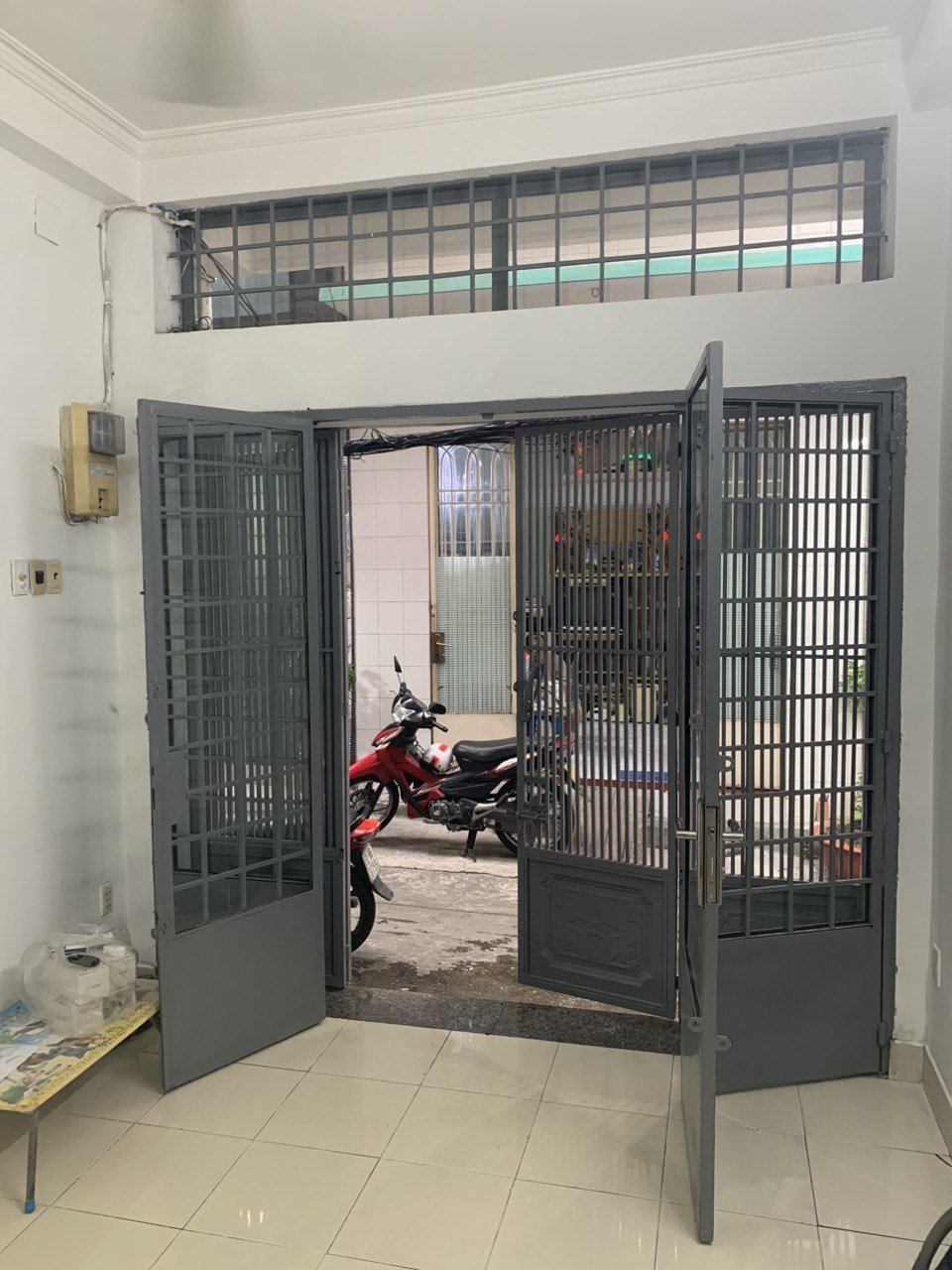 Nhà hẻm căn góc 44 Trần Bình Trọng, P1, Q5, 21.6m² - Chính chủ bán gấp!