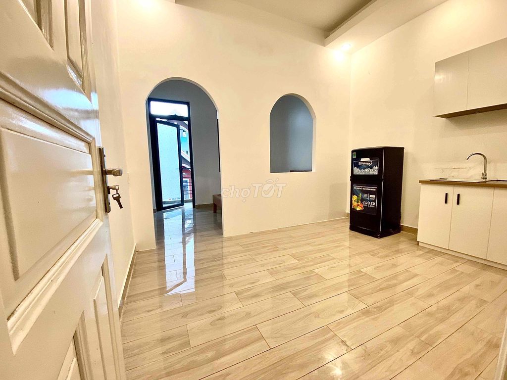 Căn hộ cho thuê 1PN ban công 30m² gần công viên Gò Vấp - Nội thất mới 100%!