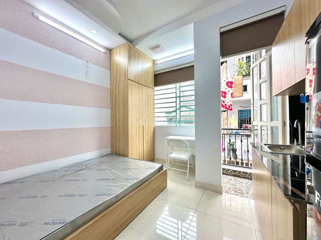 Phòng cho thuê ban công 30m² giá 5.3 triệu - Full nội thất tiện nghi