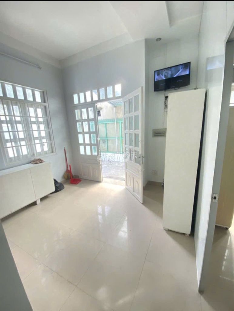 Nhà 2 tầng 4PN 3WC đường 48 - Đối diện Gigamall Thủ Đức - Giá 13 triệu