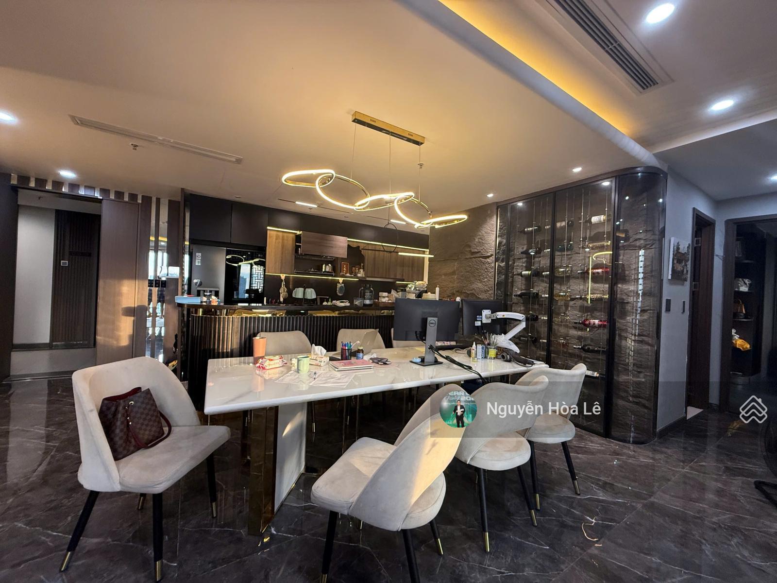 Căn hộ The Peak Midtown M8, Phú Mỹ Hưng 122.95m² giá 60 triệu - Đẳng cấp sống thượng lưu!