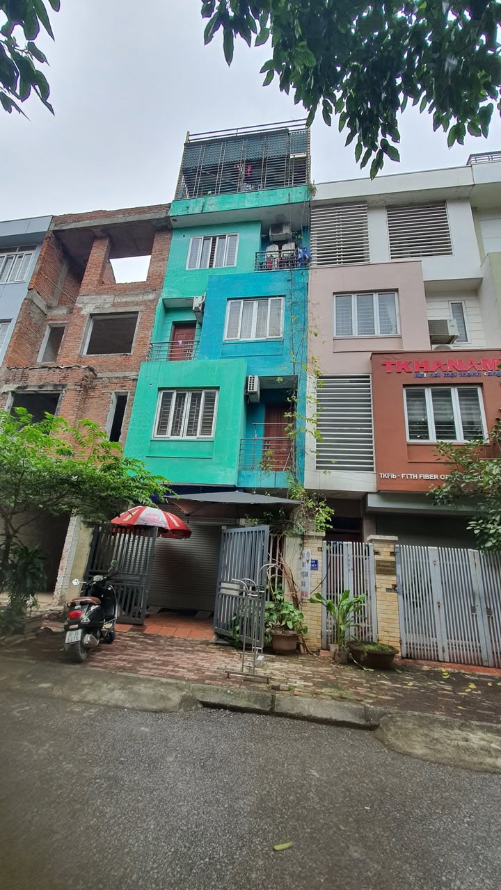 Townhouse Văn Khê Hà Đông 83m² giá 10 tỷ - Kinh doanh văn phòng lý tưởng!