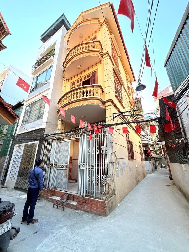 Nhà riêng Xuân Đỉnh 50m² giá 11 tỷ - Lô góc, mặt tiền lý tưởng!