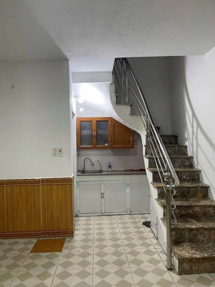 Nhà riêng Hoàng Mai 21m² giá 1.75 tỷ - Chính chủ bán gấp!